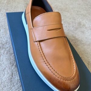 Wolf And Shepherd Crossover Loafer